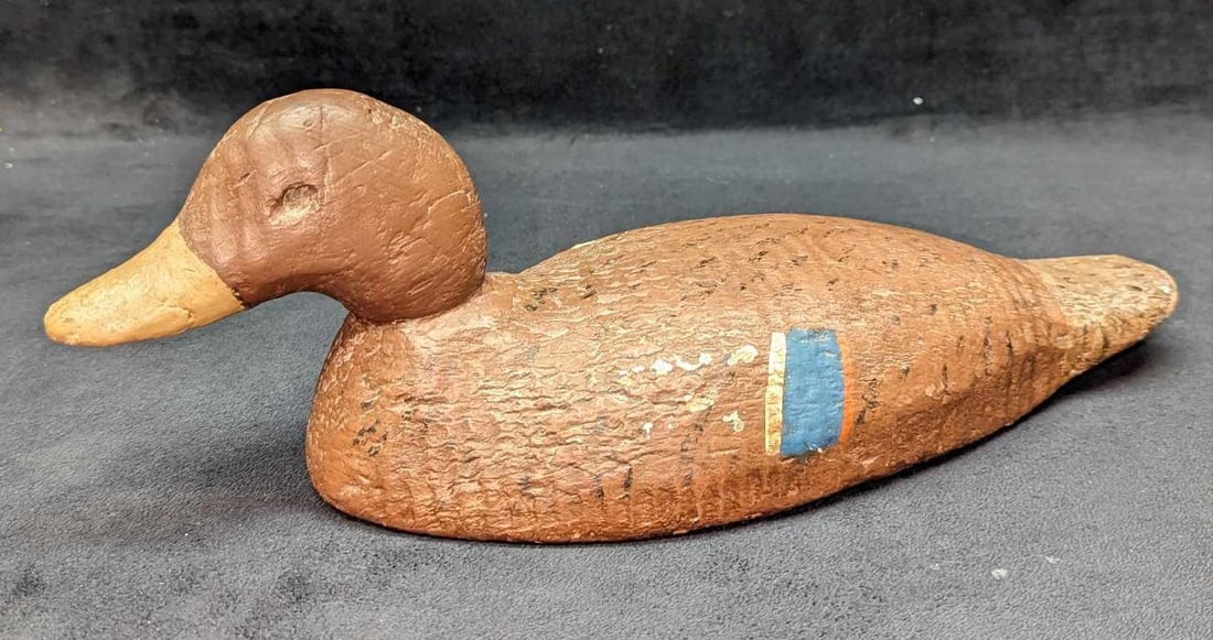Vintage Hand Carved Wood Duck Decoy (1 of 5)