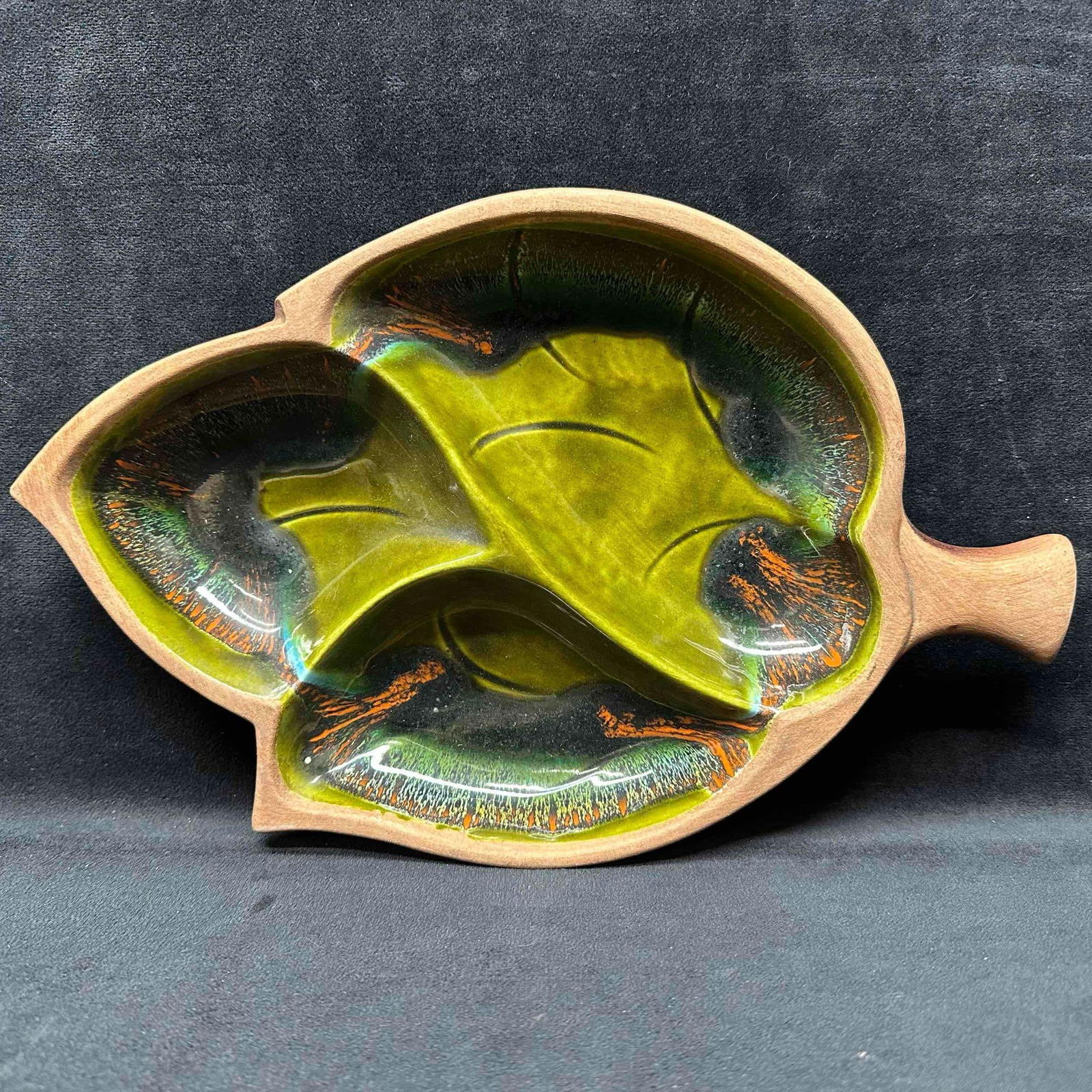 Santa Anita Ware California Pottery Green Leaf Divided Dish Mid-Century Modern (1 of 5)
