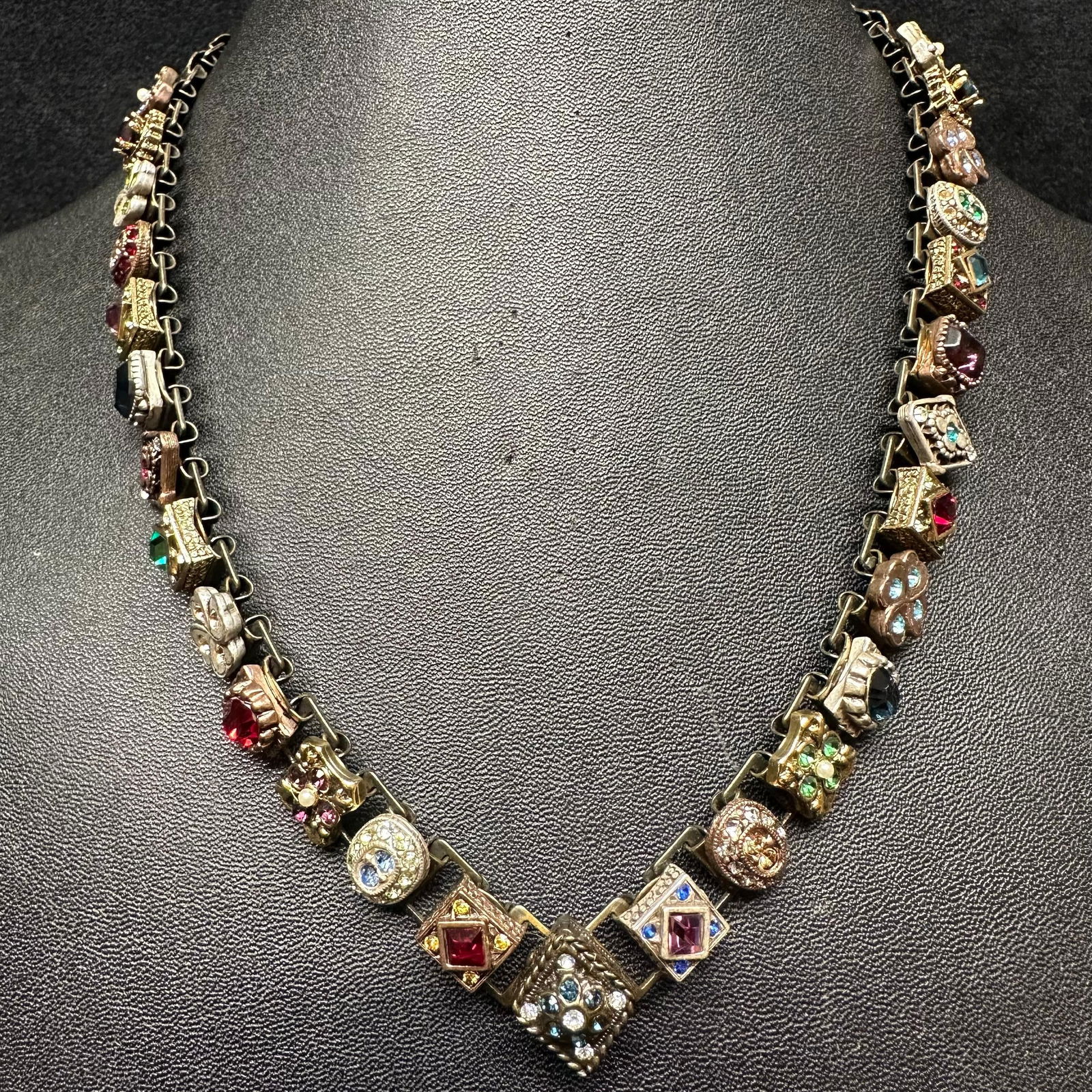 Sweet Romance Canterbury Chain Necklace Victorian Slide Book Panel Link (1 of 20)