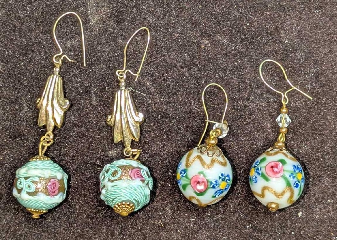 2 Sets Of Murano Venetian Art Glass Lamp Work Pierced Earrings AG: 2 Sets Of Murano Venetian Art Glass Lamp Work Pierced Earrings AG. Two sets of earrings for pierced ears with hand painted designs on each and brass wires. Each is approx 1/2" x 1/2" x 1 5/8" and