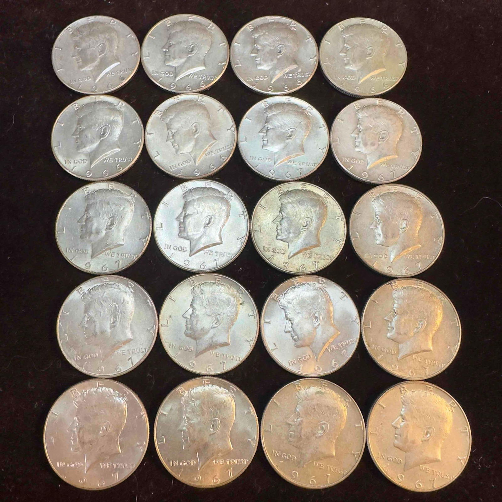 Twenty 20 Kennedy Half Dollars 1966 1967 10 Ten Dollar Roll (1 of 4)