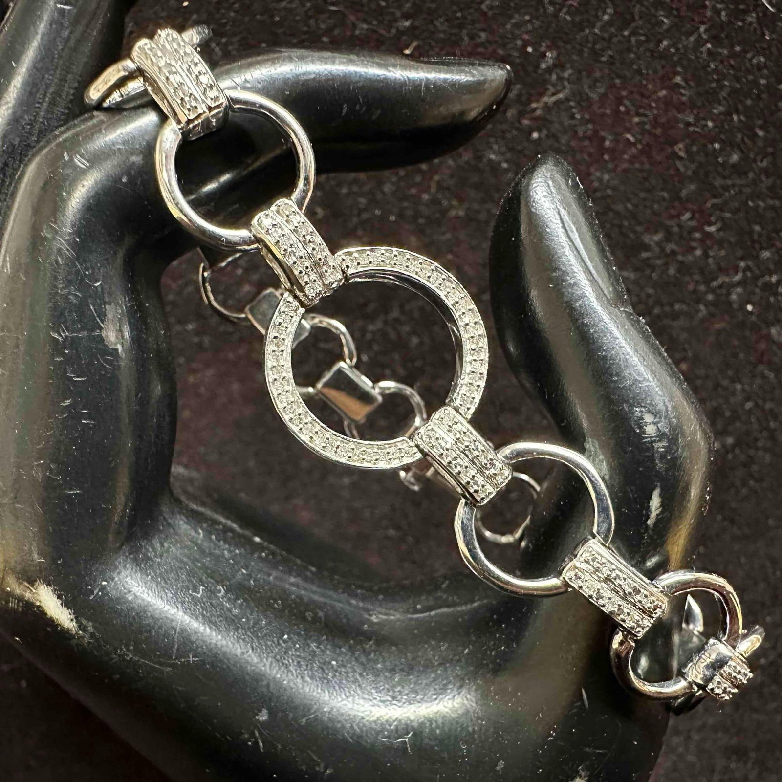 Cubic Zirconia Interconnected Circular Sterling Silver 925 Bracelet K51: This item is in good pre-owned, previously used/displayed condition with noticeable light wear, and surface scratches. Please reference all photos for full details. This piece of jewelry has been test