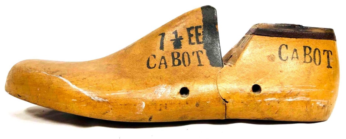 Decorative Wooden Shoe Form (1 of 7)