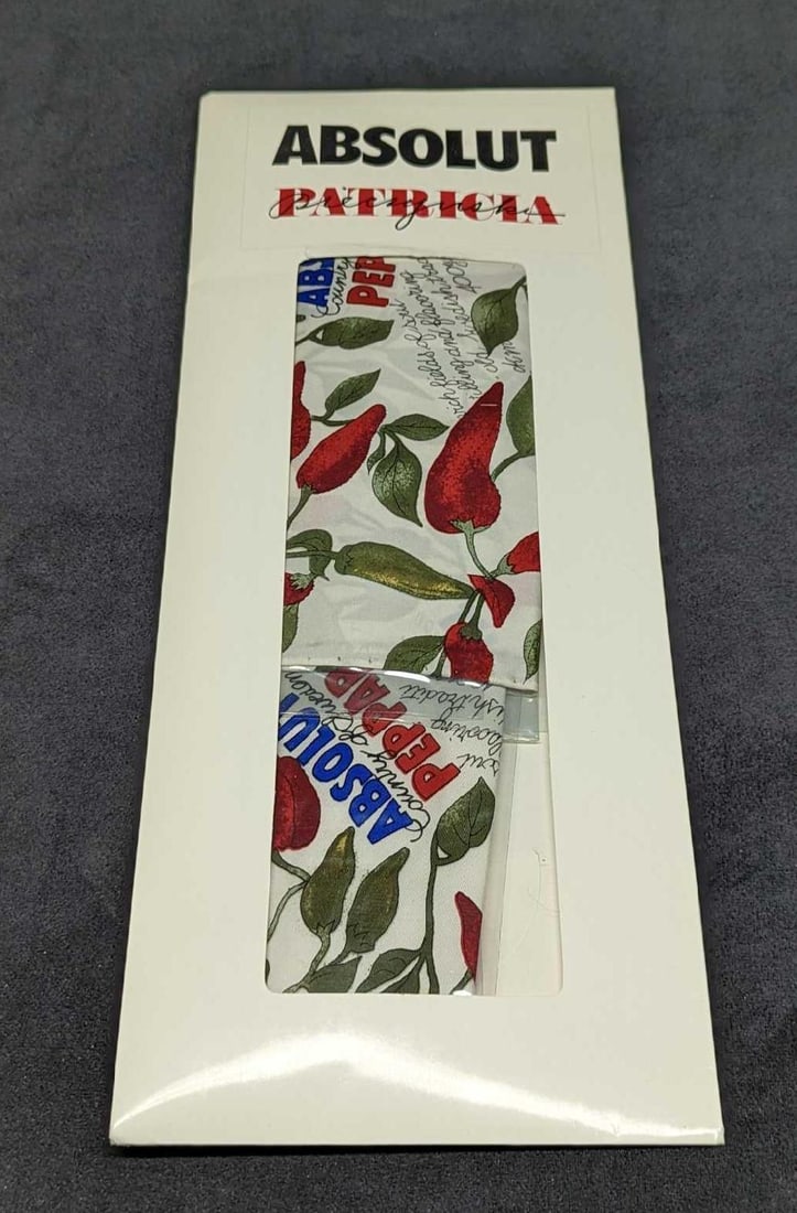 Absolut Vodka Rare Patricia Paczynski Silk Tie New (1 of 4)