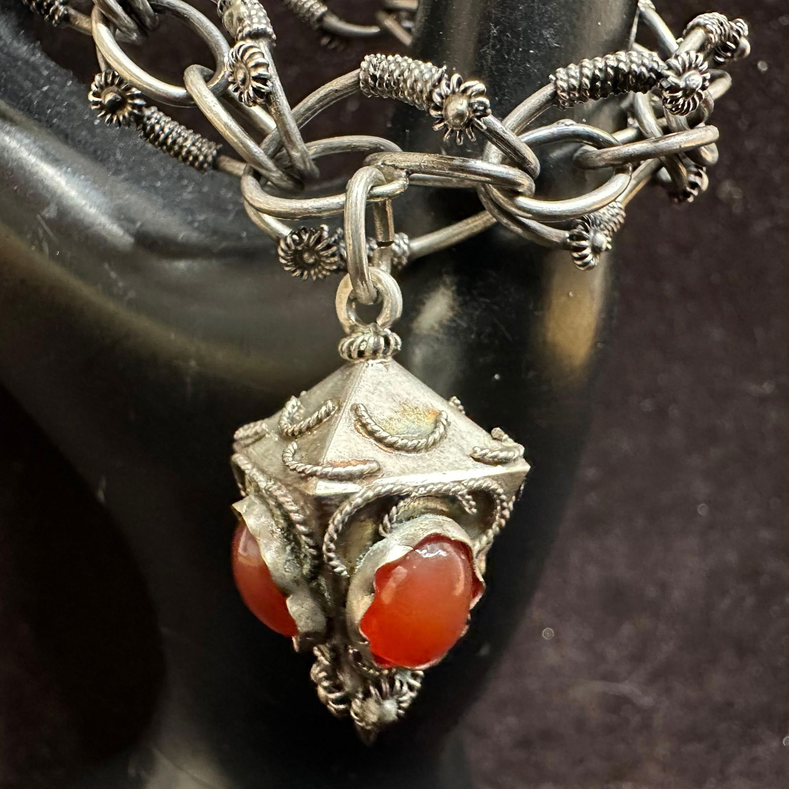 Silver 800 Carnelian Single Charm Bracelet Oval Double Link Chain (1 of 7)