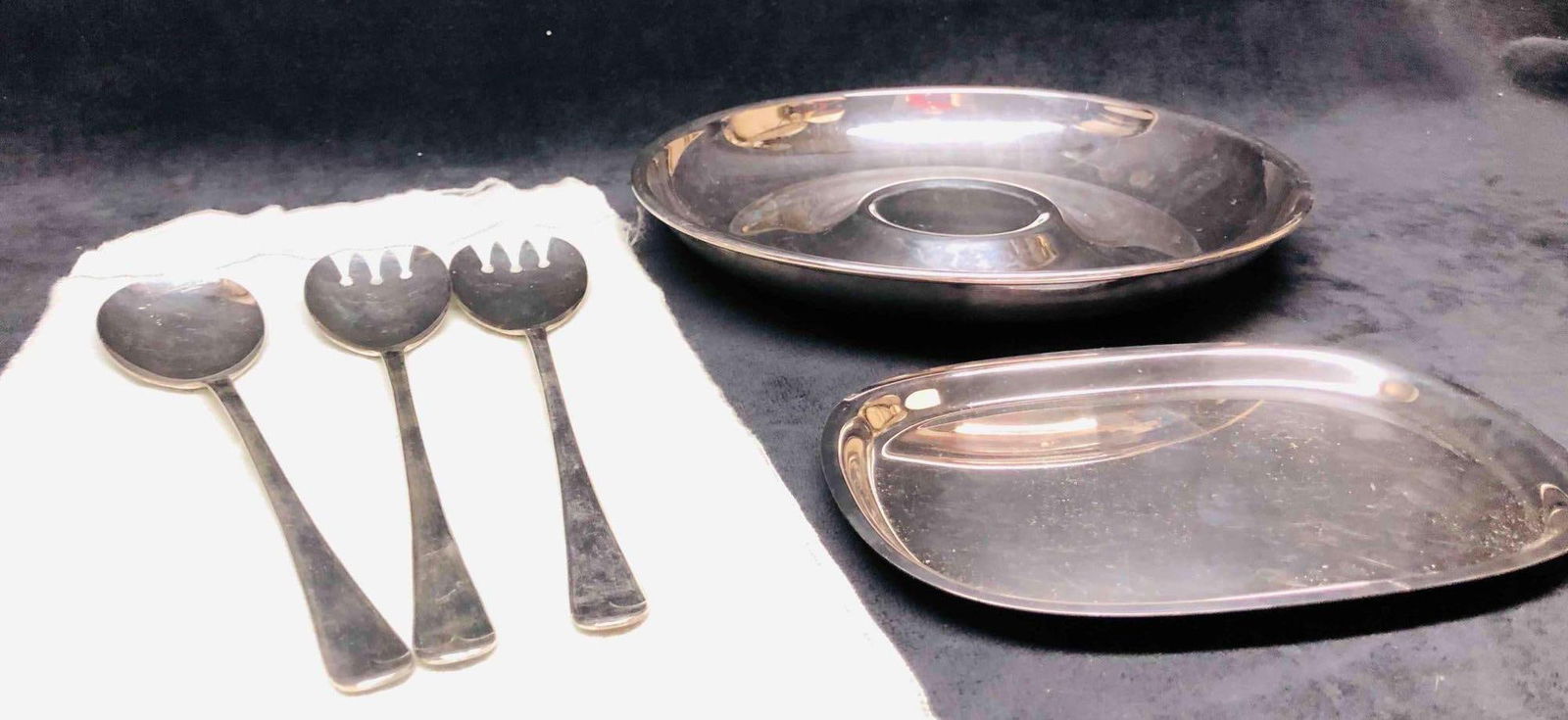 Sheridan Silver Plated Serving Dish & Sheffield Serving Spoons + Mini Serving Dish (1 of 11)