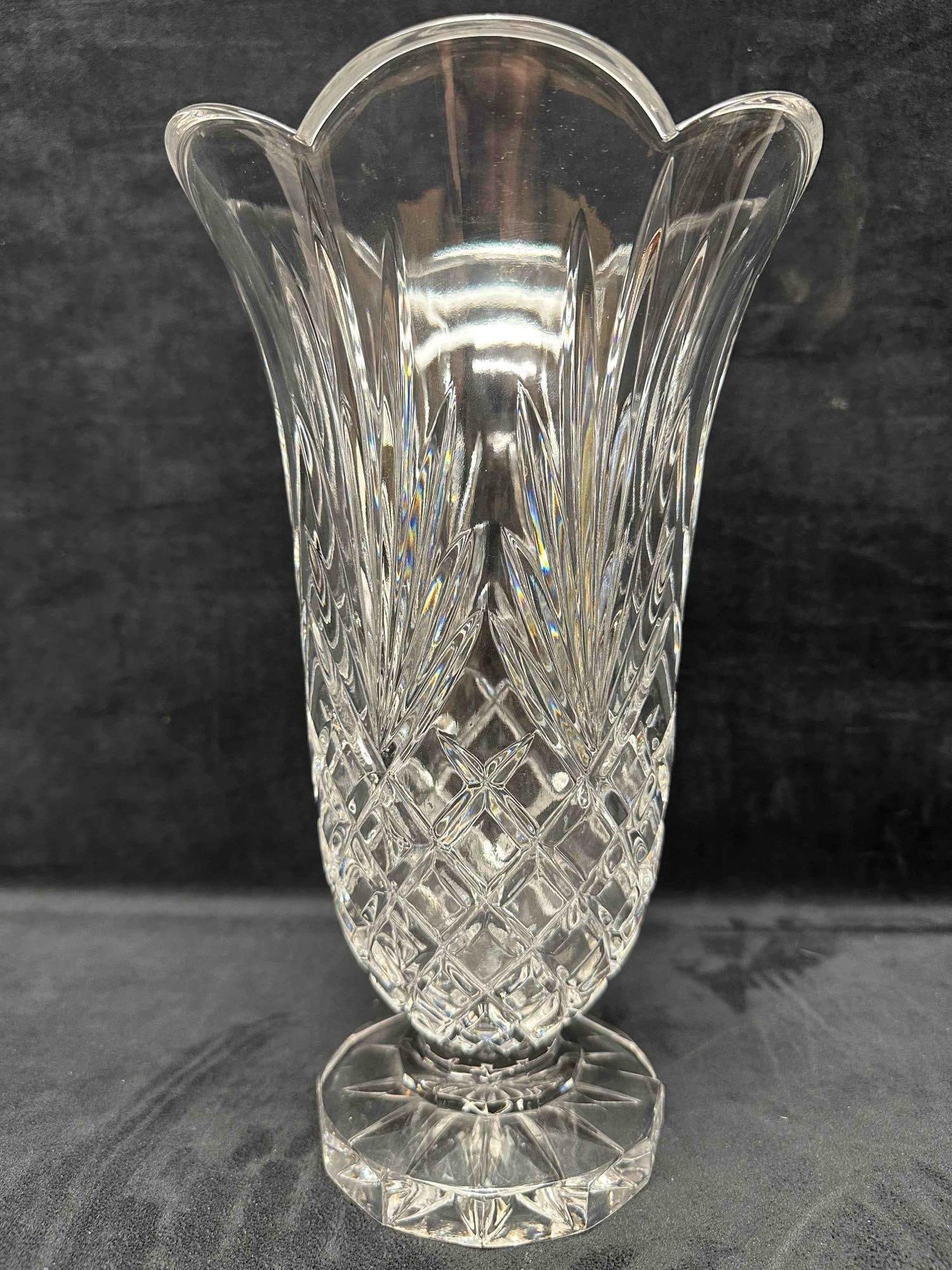 European Style Scalloped Flared Floral Ribbon Design Top Glass Vase 12" Tall (1 of 9)