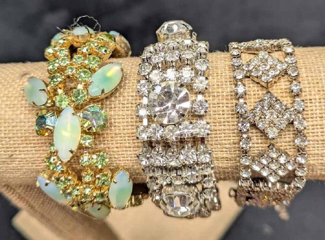 Vintage Gold And Silver Tone AB Crystal Rhinestones Necklace (1 of 6)