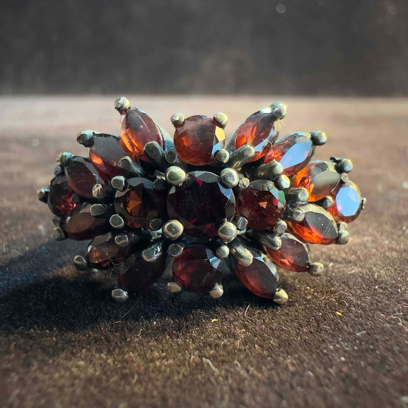 Garnet Red Multiple Gemstones Sterling Ring Size 8 (1 of 12)