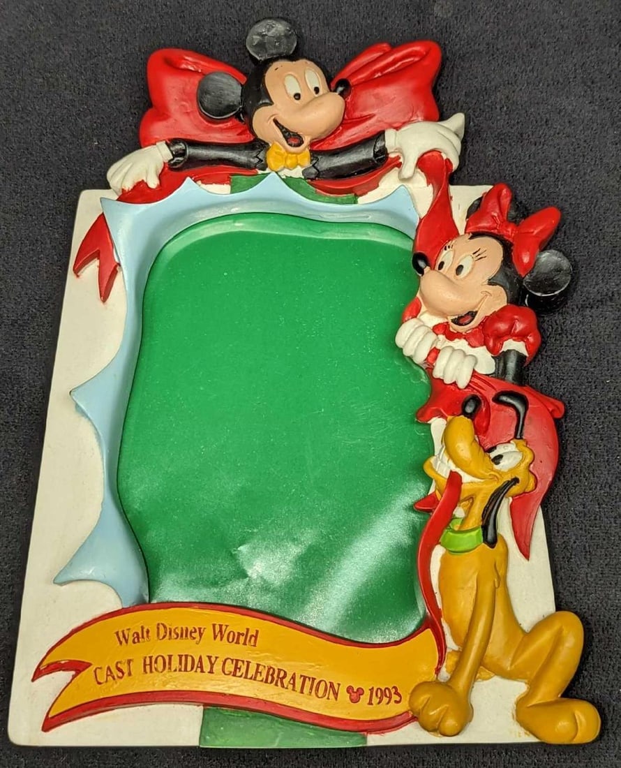 1993 Disney World Cast Exclusive Picture Frame A (1 of 5)