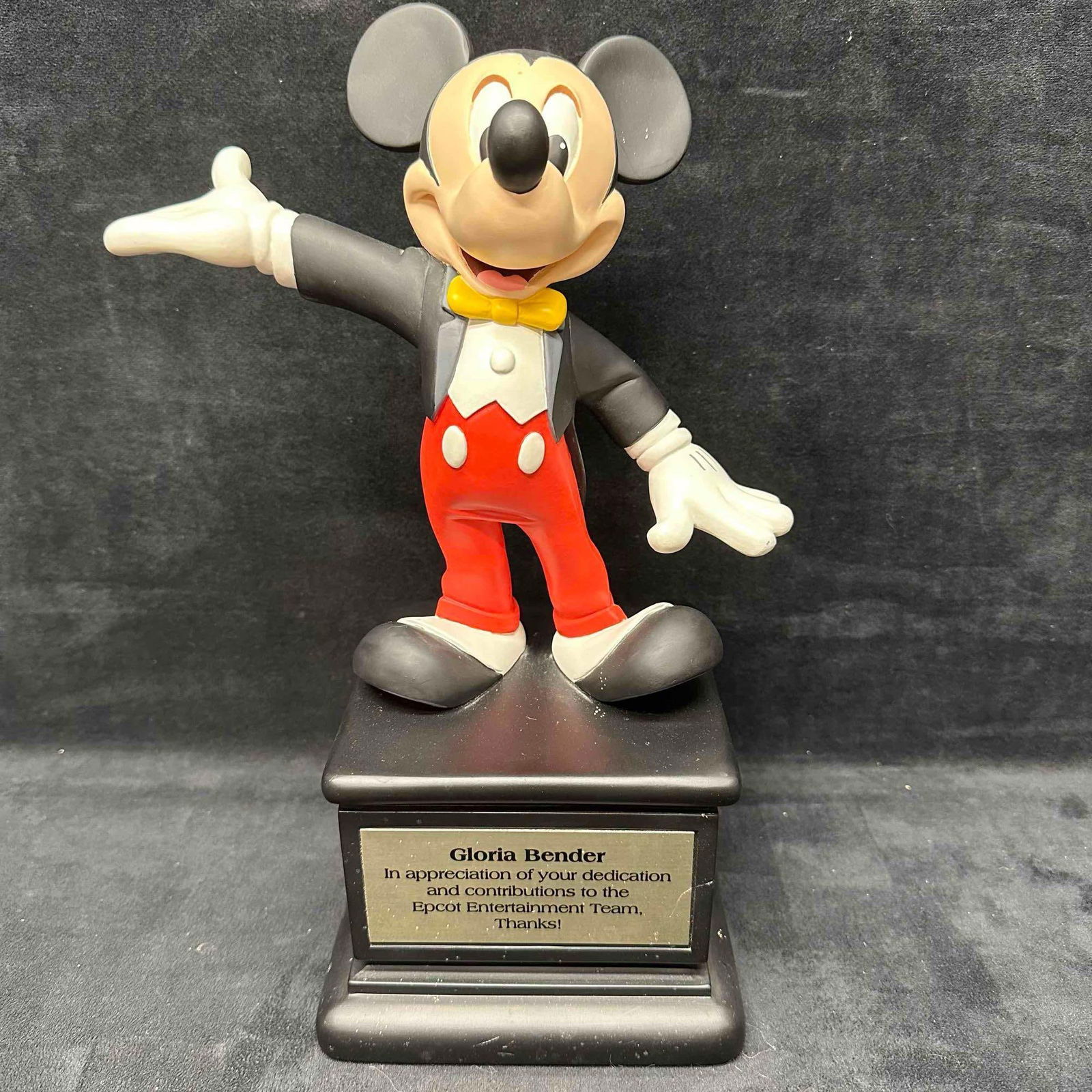 Mickey Mouse Disney Cast Member Mousecar Dedication Award (1 of 8)