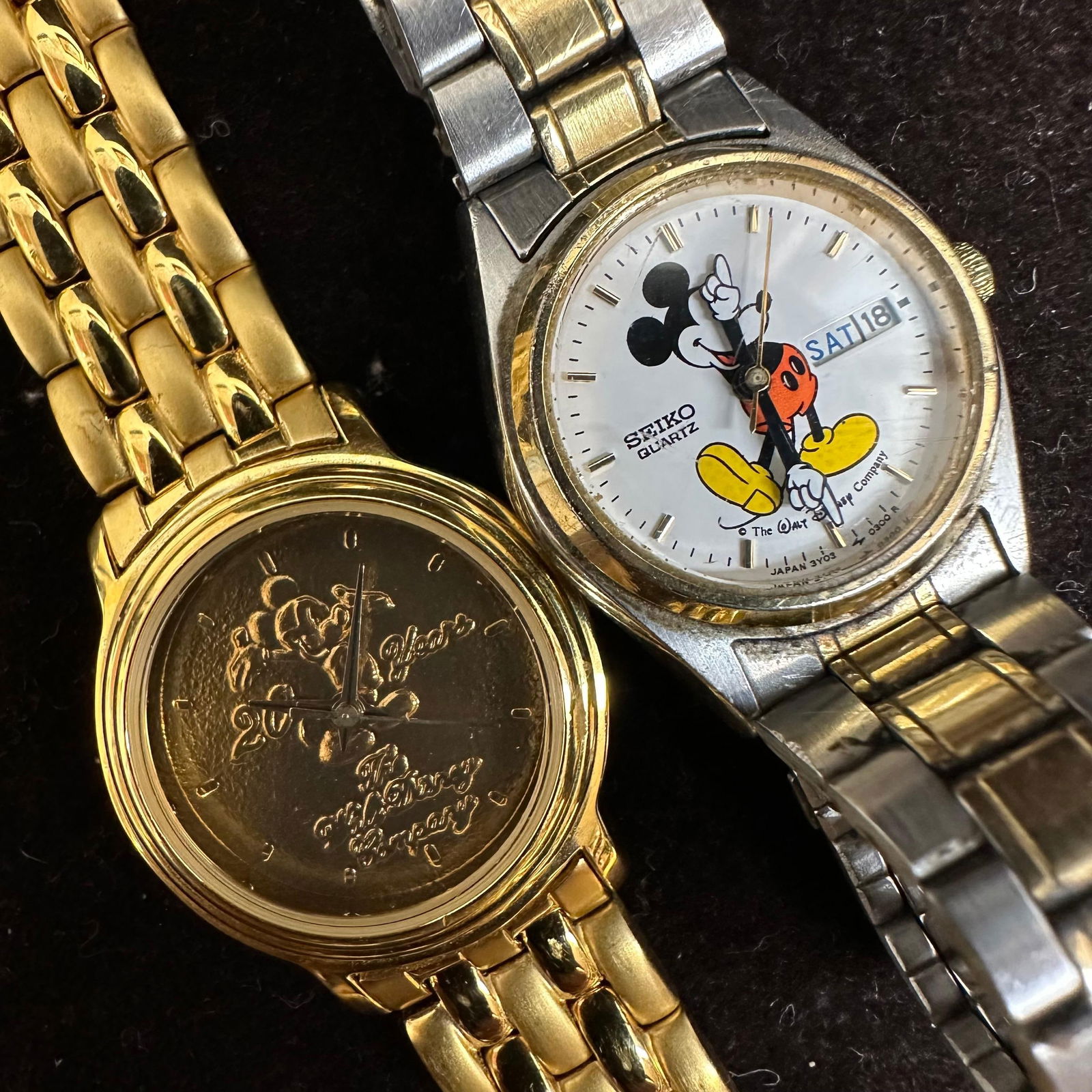 20 Years The Walt Disney Company Cast Member Watch and Vintage Seiko Mickey Mouse Watches Set (1 of 6)