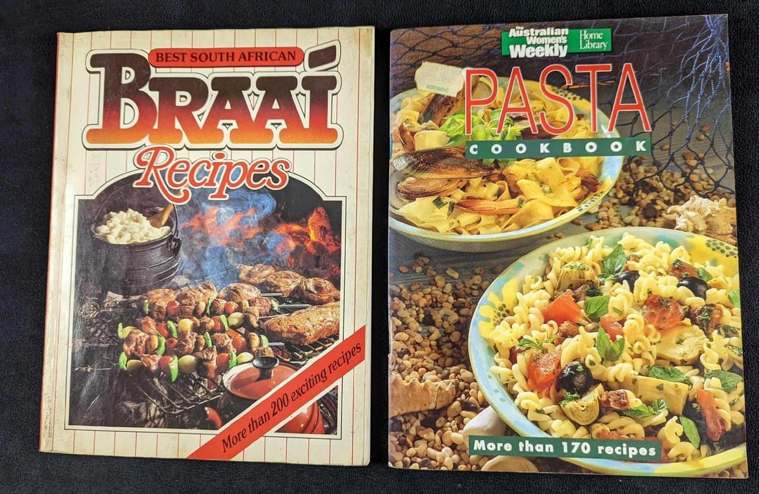 Australian Pasta Cookbook & South African Braai Recipes: This lot of paperbacks includes: (1) The Australian Women's Weekly Pasta Cookbook - More Than 170 Recipes. Edited By Maryanne Blacker. Was released by The Australian Woman's Weekly in 1991. Is
