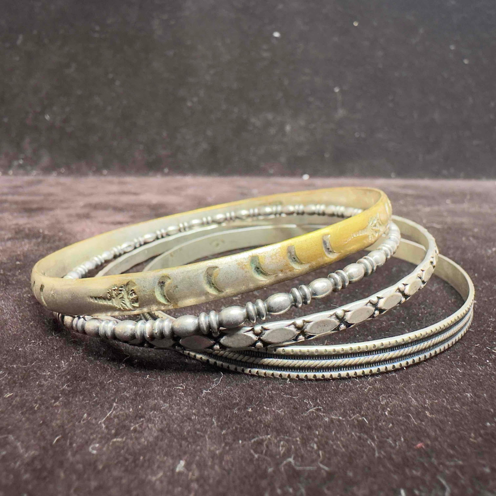 Collection Etched Geometric Design Sterling Silver Bangle Bracelets Set Lot of Four 4 C63 (1 of 8)