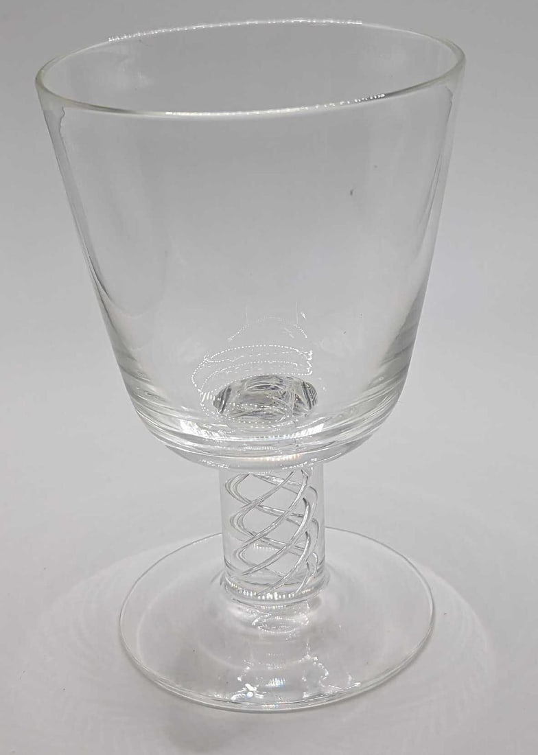 Steuben Crystal Water Goblet With Air Twist Stem D (1 of 9)