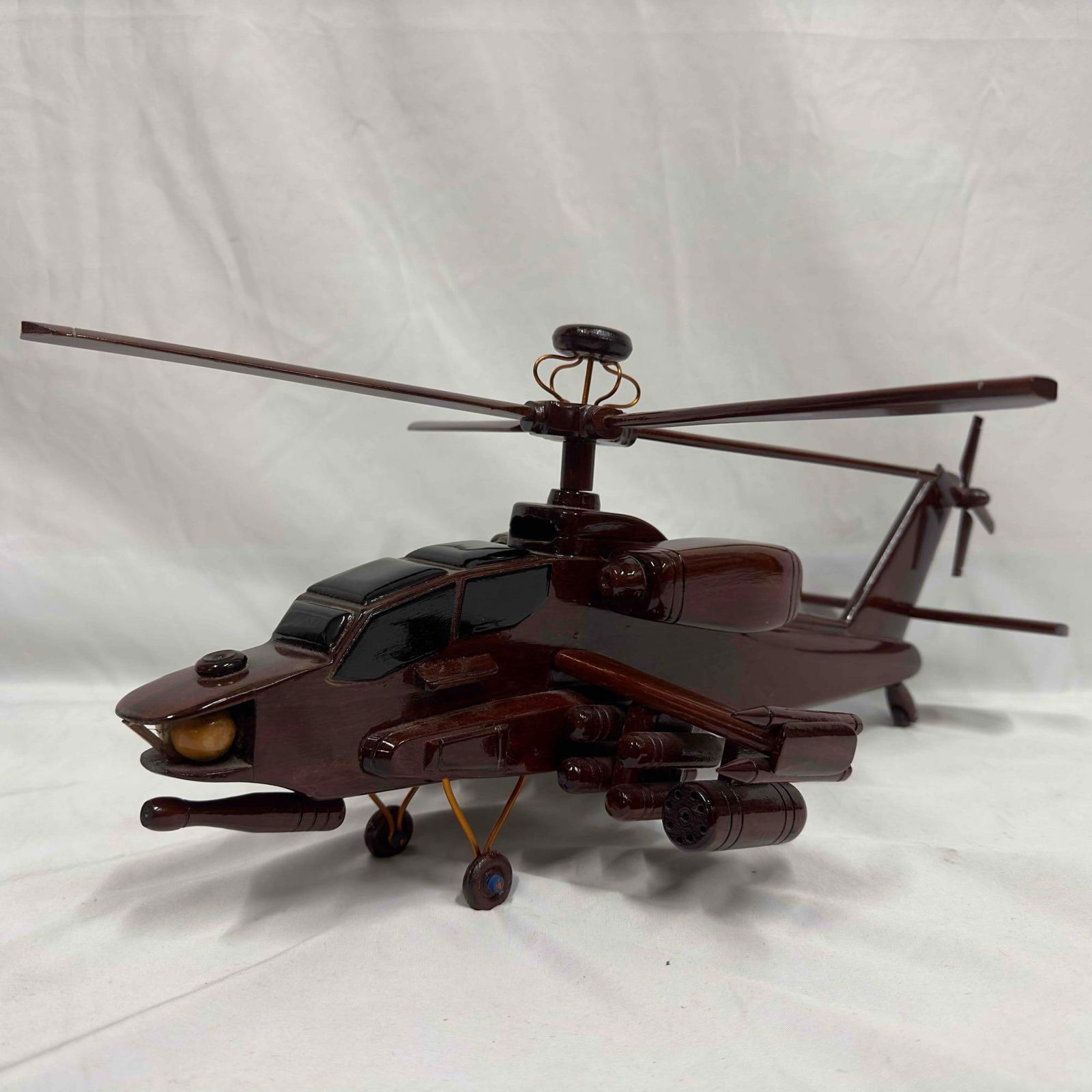 AH64 Apache Mahogany Wood Desktop Military Helicopter Wooden Aviation Model (1 of 16)