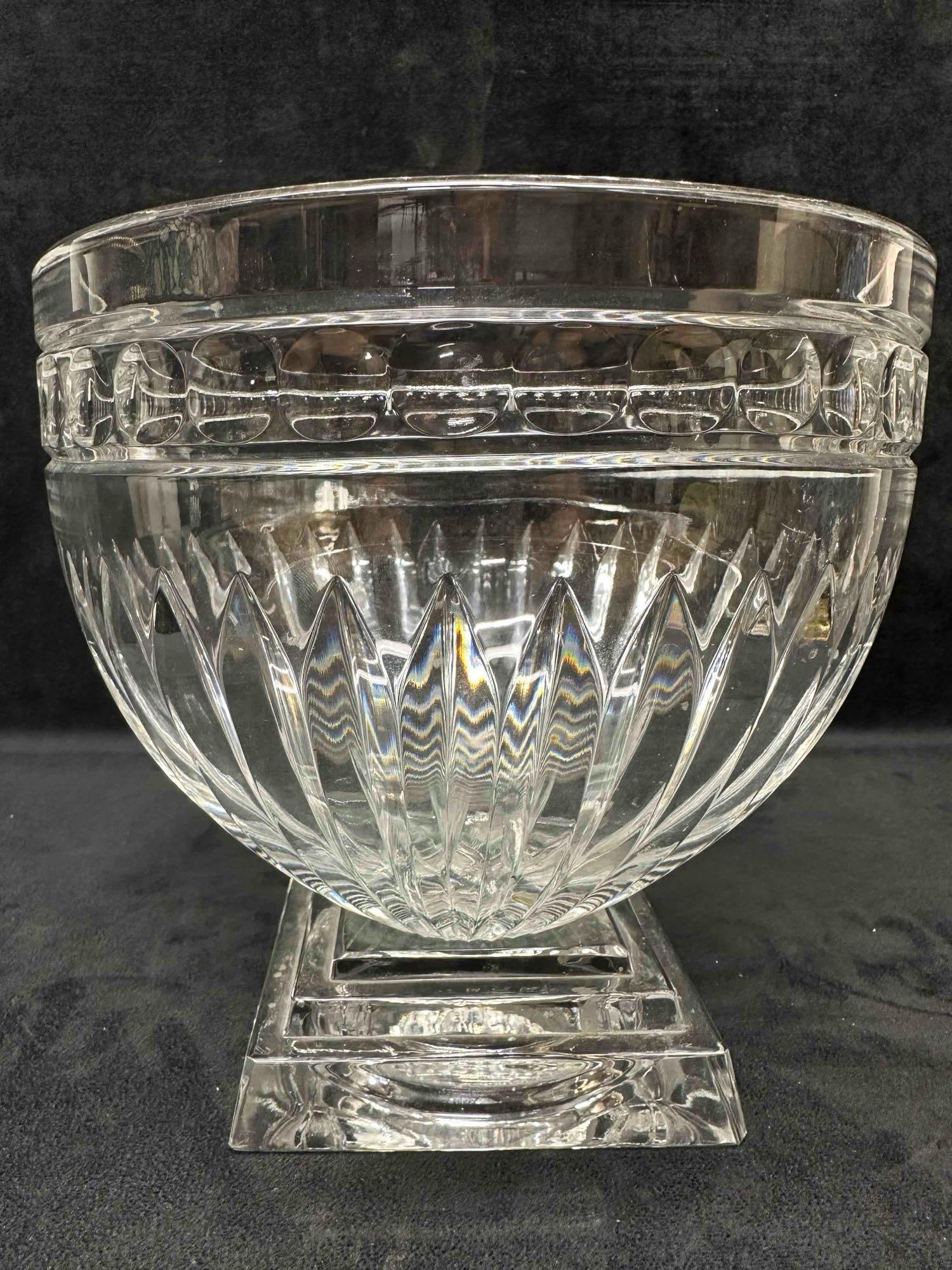 Large Heavy Base Glass Crystal Bowl Dots and Lines Design Style (1 of 6)