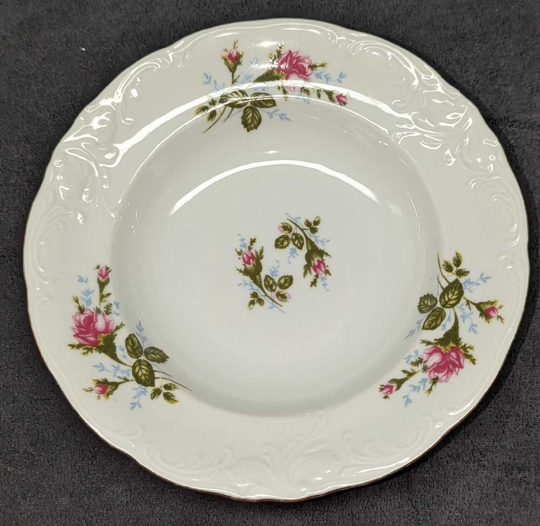 3 Retired Royal Kent China Soup Bowls A: 3 Retired Royal Kent China Soup Bowls A. This is approx 8" x 1 1/2" x 8" and it weighs 2.07 lbs. The bowls have no chips or cracks. There are some markings.