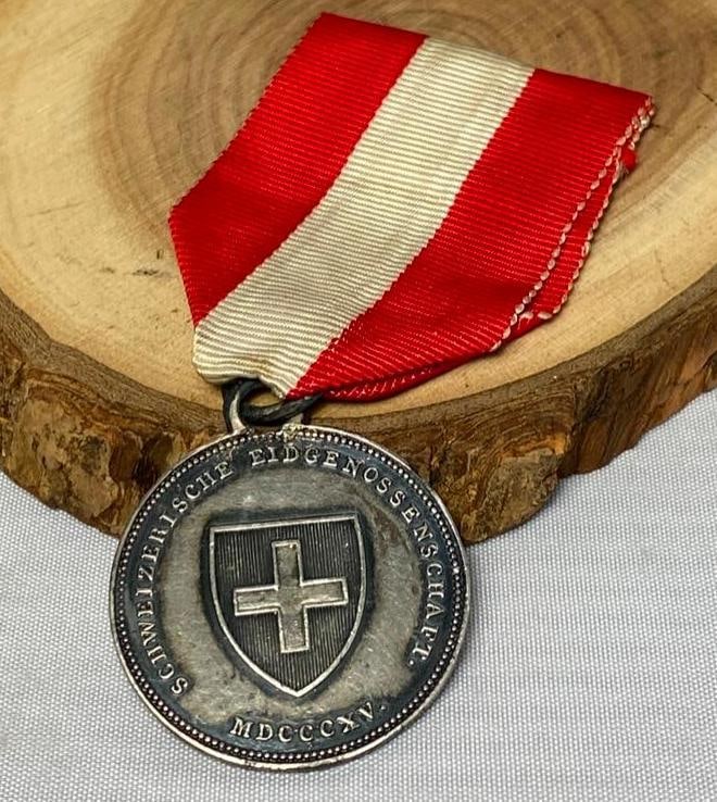 Swiss Federation Honor Medal: Swiss Federation Honor Medal This fine medal has been tested and researched to the best of our abilities, and is authentic to the best of our knowledge. Please see photos, as they are a part of our de