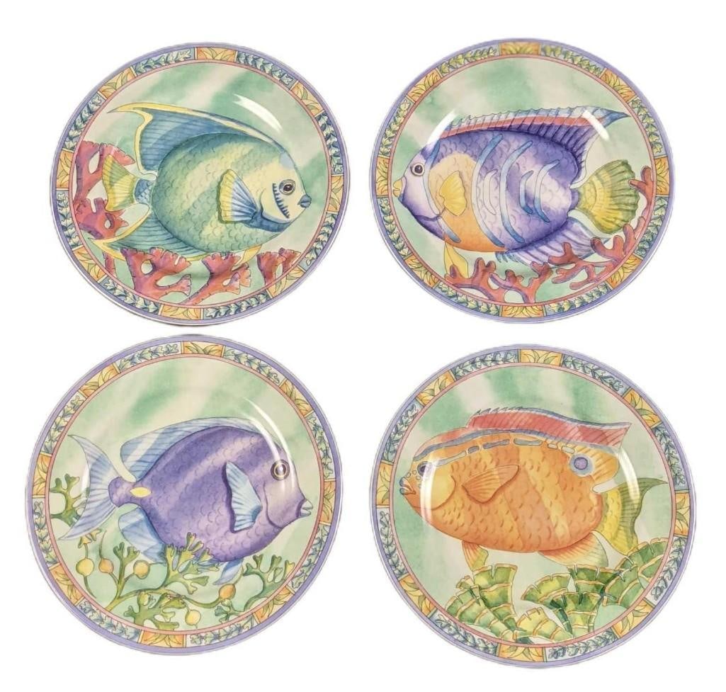 Four Sea Garden By Siddhia Hutchinson Fine China Plates: Four Sea Garden By Siddhia Hutchinson Fine China Plates. This lot includes: (4) Four Sea Garden By Siddhia Hutchinson Fine China Plates. These are approx 8 1/4" and weigh 3lbs together. The plate