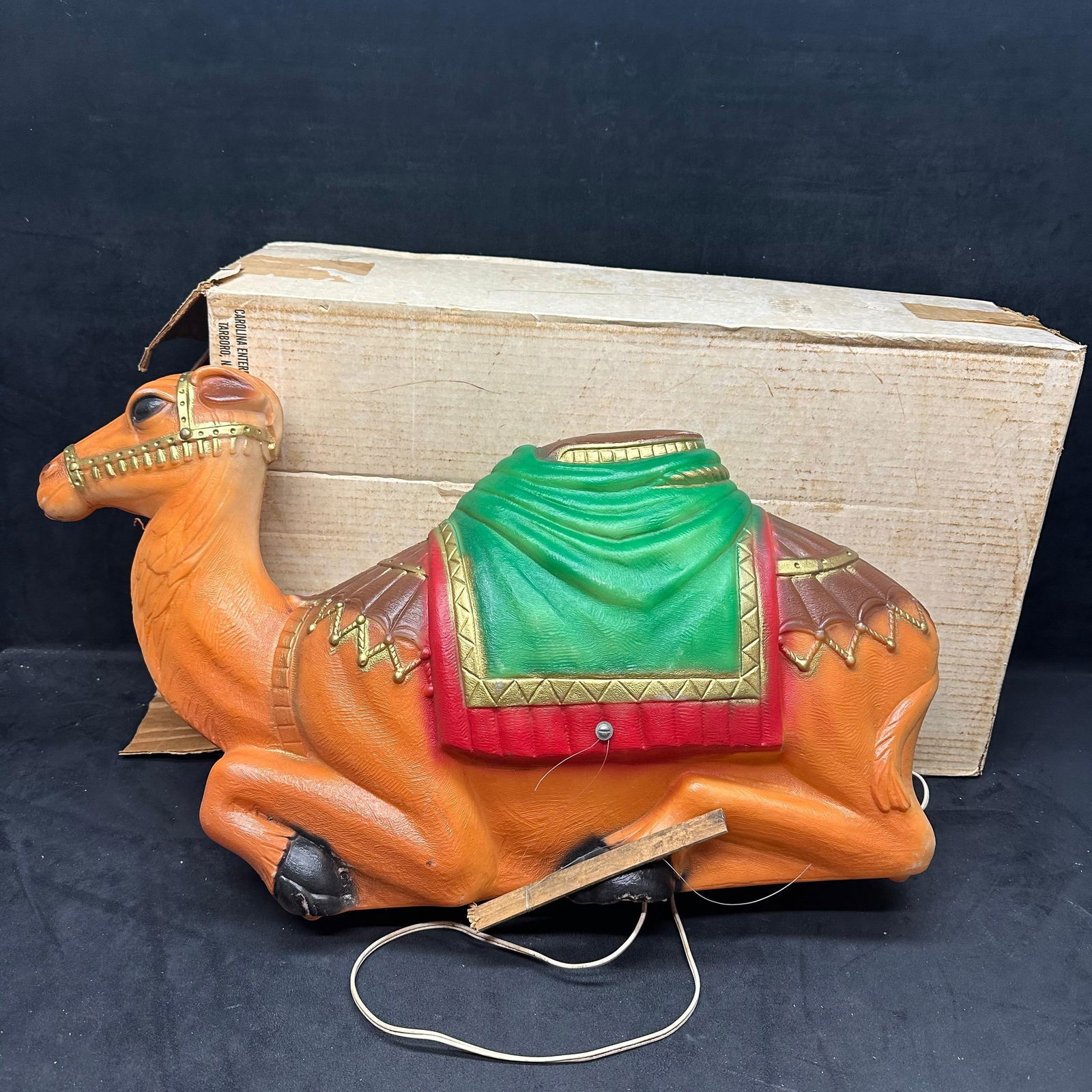 Vintage 1982 Empire Christmas Nativity Seated Camel Blow Mold (1 of 7)