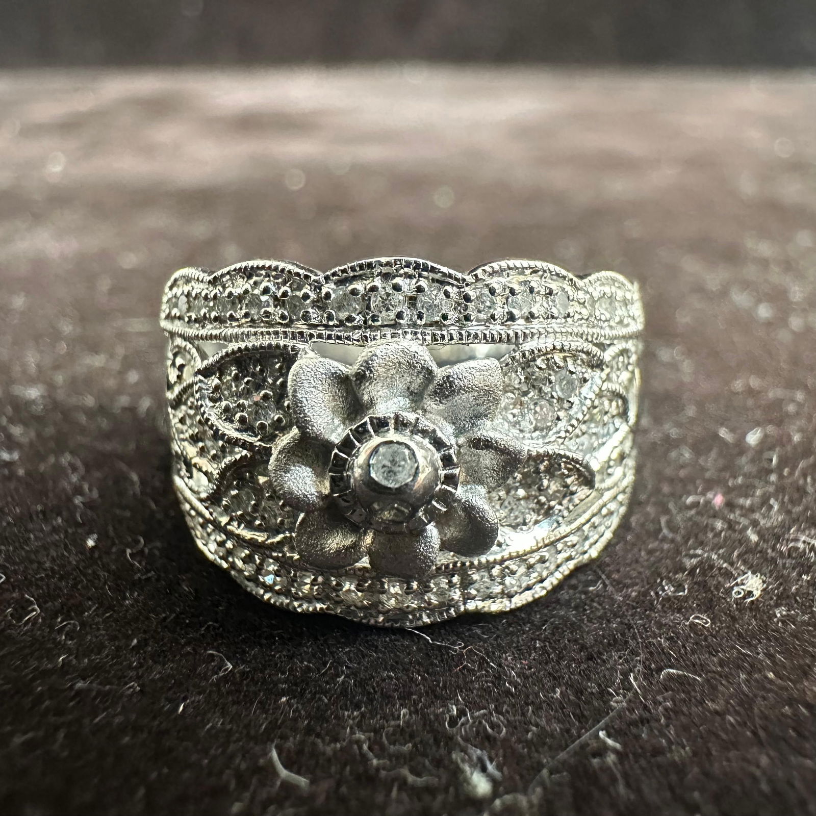 925 Sterling Silver Accent Diamonds Floral Anniversary Style Ring (1 of 9)