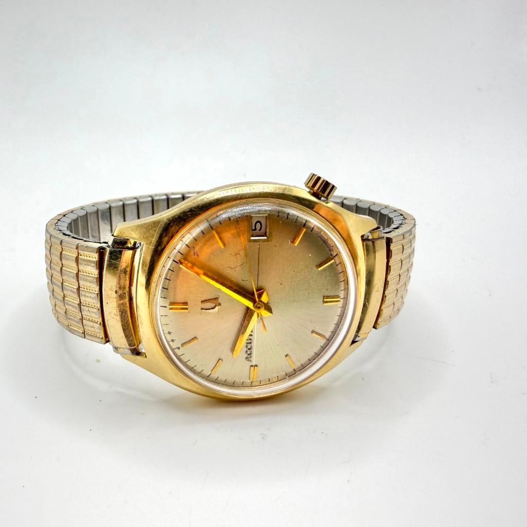 1966 Bulova Accutron 218 Watch with 14k Gold Case: This piece of jewelry has been tested and researched prior to listing. Please view all our pictures they are part of our description. DETAILS: Metal - 14k Gold Color - Yellow Gold Jewels - N/A, Quart
