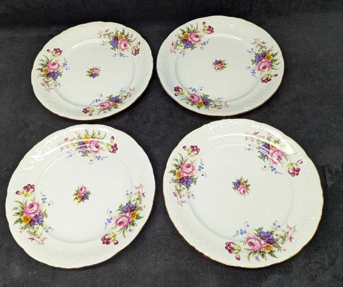4 Royal Kent RKT6 Floral Pattern Dinner Plates E: 4 Royal Kent RKT6 Floral Pattern Dinner Plates E. Each fine china plate is approx 10" x 10" x 1 1/4" and the total weight is 5.13lbs. The plates have no chips or cracks. There are some light scratches