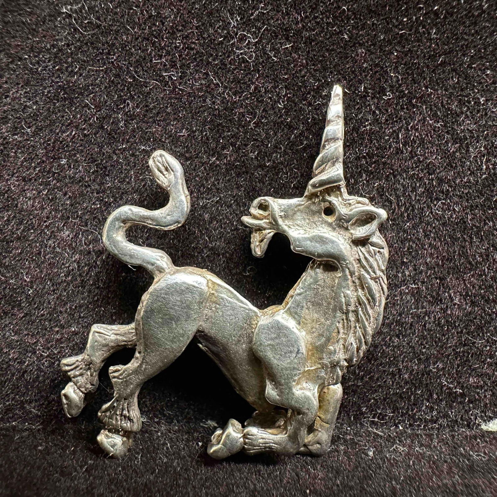 Sterling Silver Unicorn Horse Fantasy Mythological Pendant F8 (1 of 5)