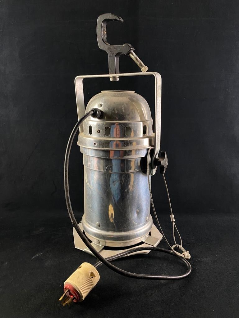 Professional Stage Light PAR 64 (1 of 4)