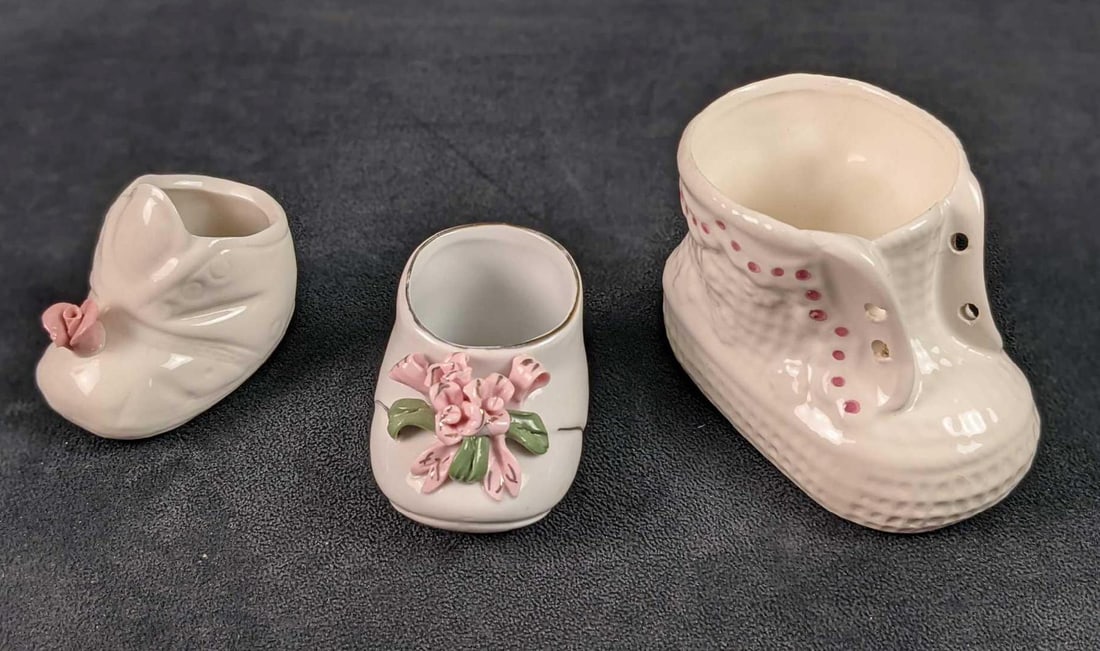 3 Ceramic Baby Shoes Flower Pots (1 of 6)
