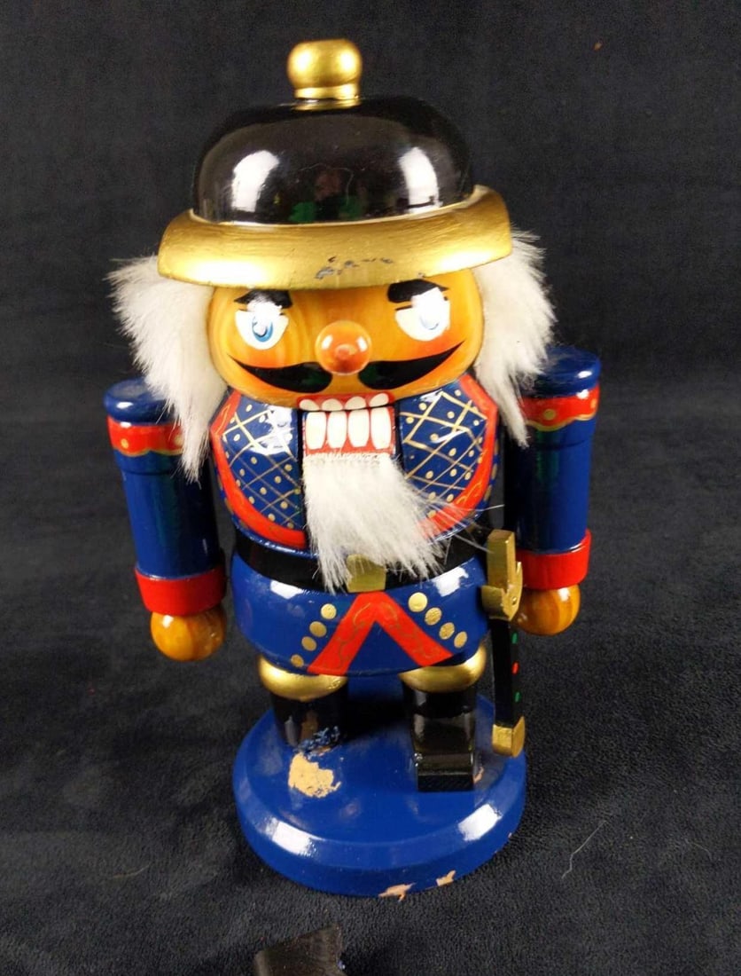 Three Battledamaged Wooden Tin Nutcrackers - 4