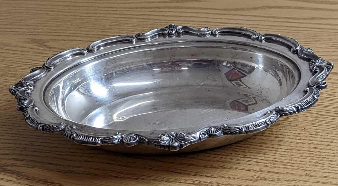 Vintage Silverplated Oval Serving Bowl - 3