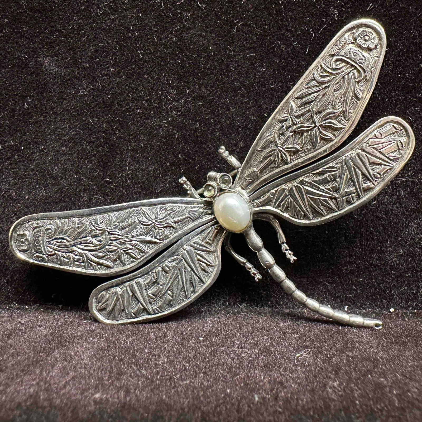 Sterling Silver Pearl Cabochon Dragonfly Leaf and Flower Motif Brooch G27 (1 of 7)