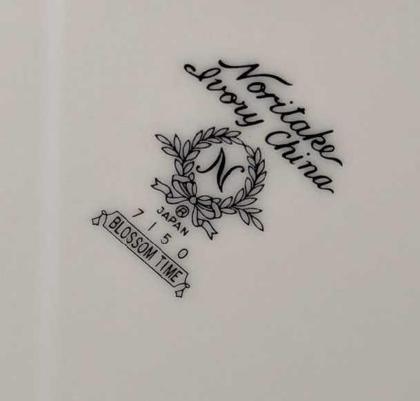 2 Retired Noritake Blossom Time Dinner Plates E - 3