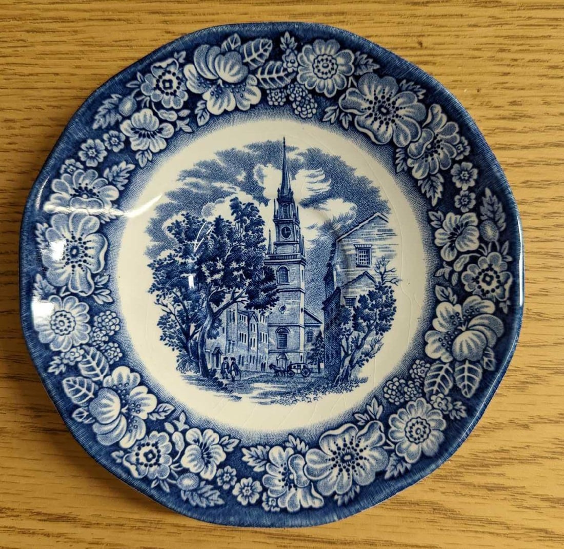 8 Vintage Retired Liberty Blue Saucers: 8 Vintage Retired Liberty Blue Saucers. "Old North Church". The 'Liberty Blue" Series was released by Staffordshire from 1975 - 1981. Each saucer is approx 5 5/8" x 5 5/8" x 1/4" and together they
