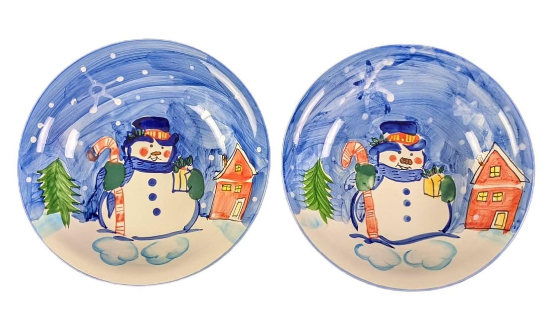 Two Emerald Station Casino Ceramic Snowman Bowls: Two Emerald Station Casino Snowman Ceramic Bowls. Bowls are hand-painted and are approx 8 1/2" x 8 1/2" x 2". They come in a box which is approx 9" x 3" x 9" and weighs 2lbs. Bowls are in a good,