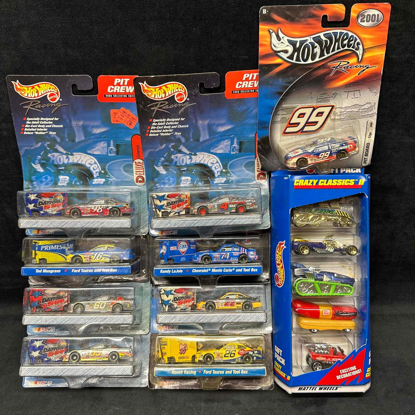 Hot Wheels Racing and Crazy Classics Die Cast Lot NASCAR Pit Crew Series Daytona 500 and Gift Pack (1 of 7)