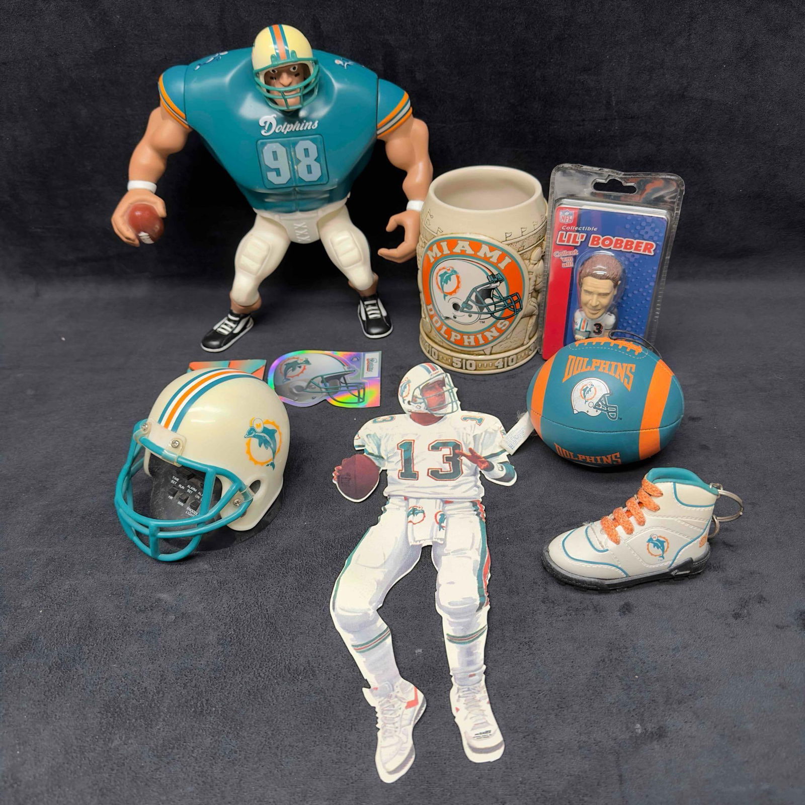 Miami Dolphins Collectors Lot Mug Beer Stein Dan Marino Bulova Sportstime Clock Keychain Toys (1 of 14)