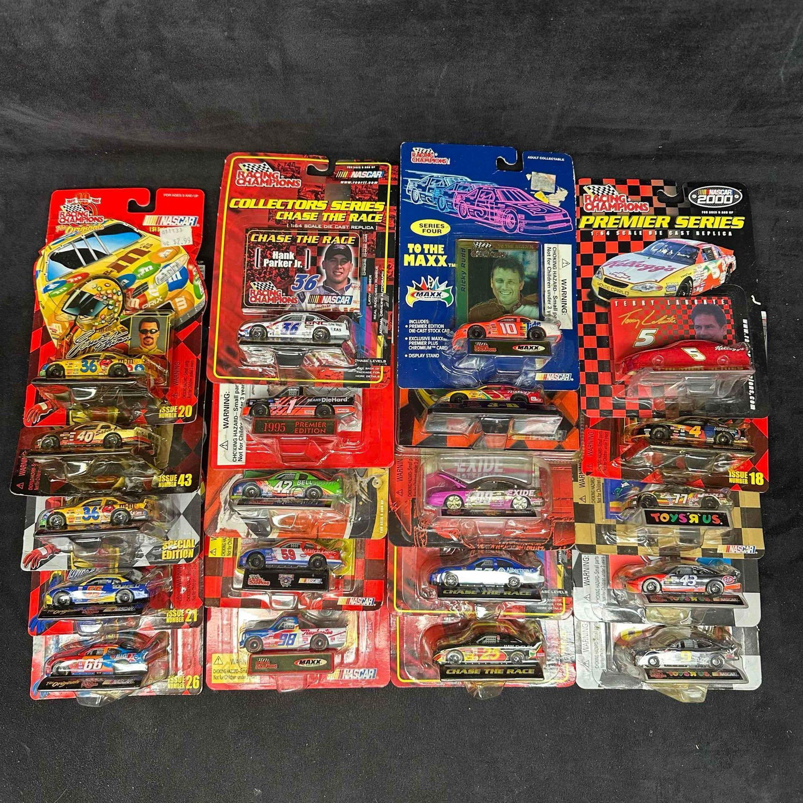Racing Champions 1:64 Scale Die Cast Replica Set of Twenty 20 Stock NASCAR Cars Toys R Us WCW (1 of 7)