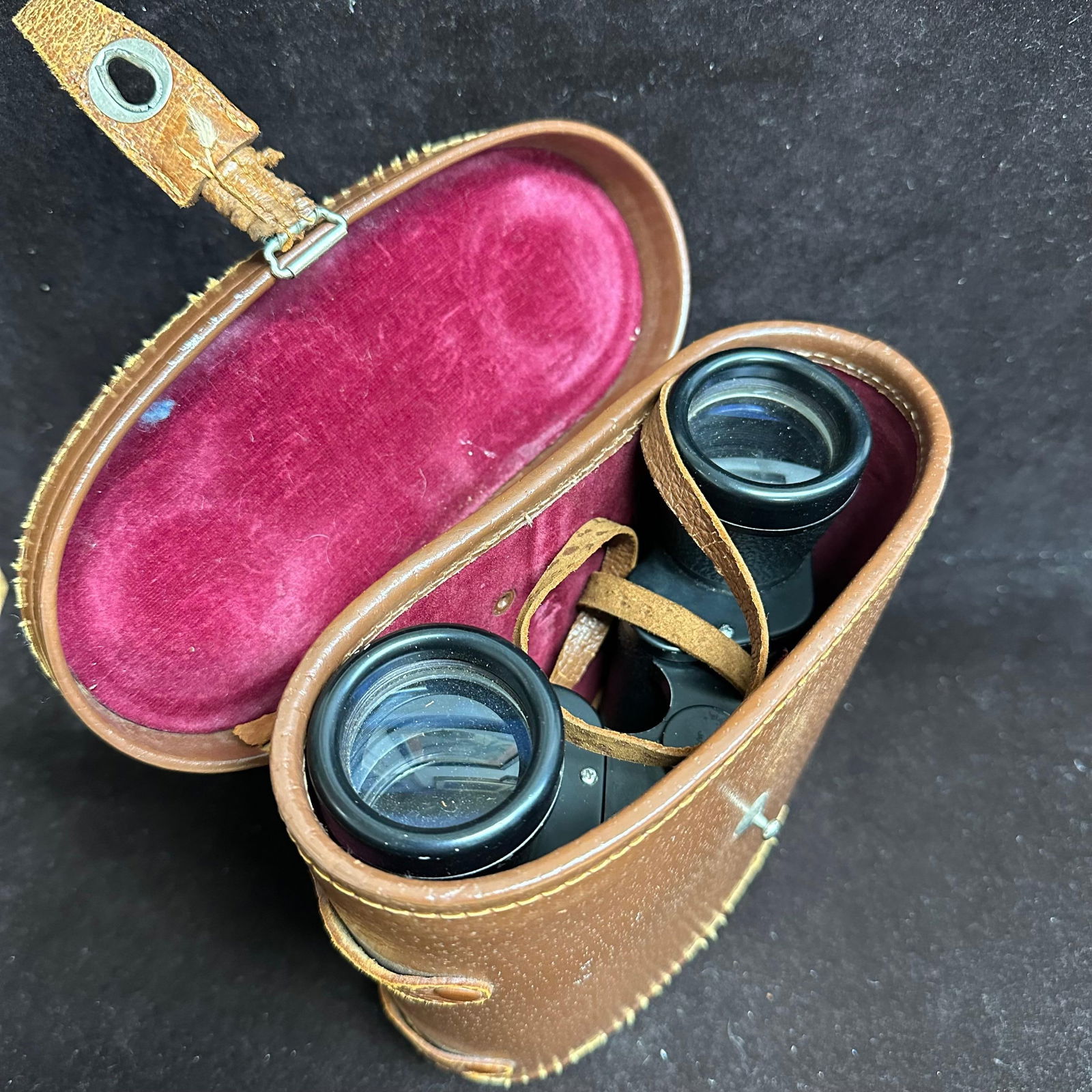 Vintage Selsi Luminous 7x35 Lightweight Binoculars with Leather Red Velvet Felt Interior Case (1 of 10)