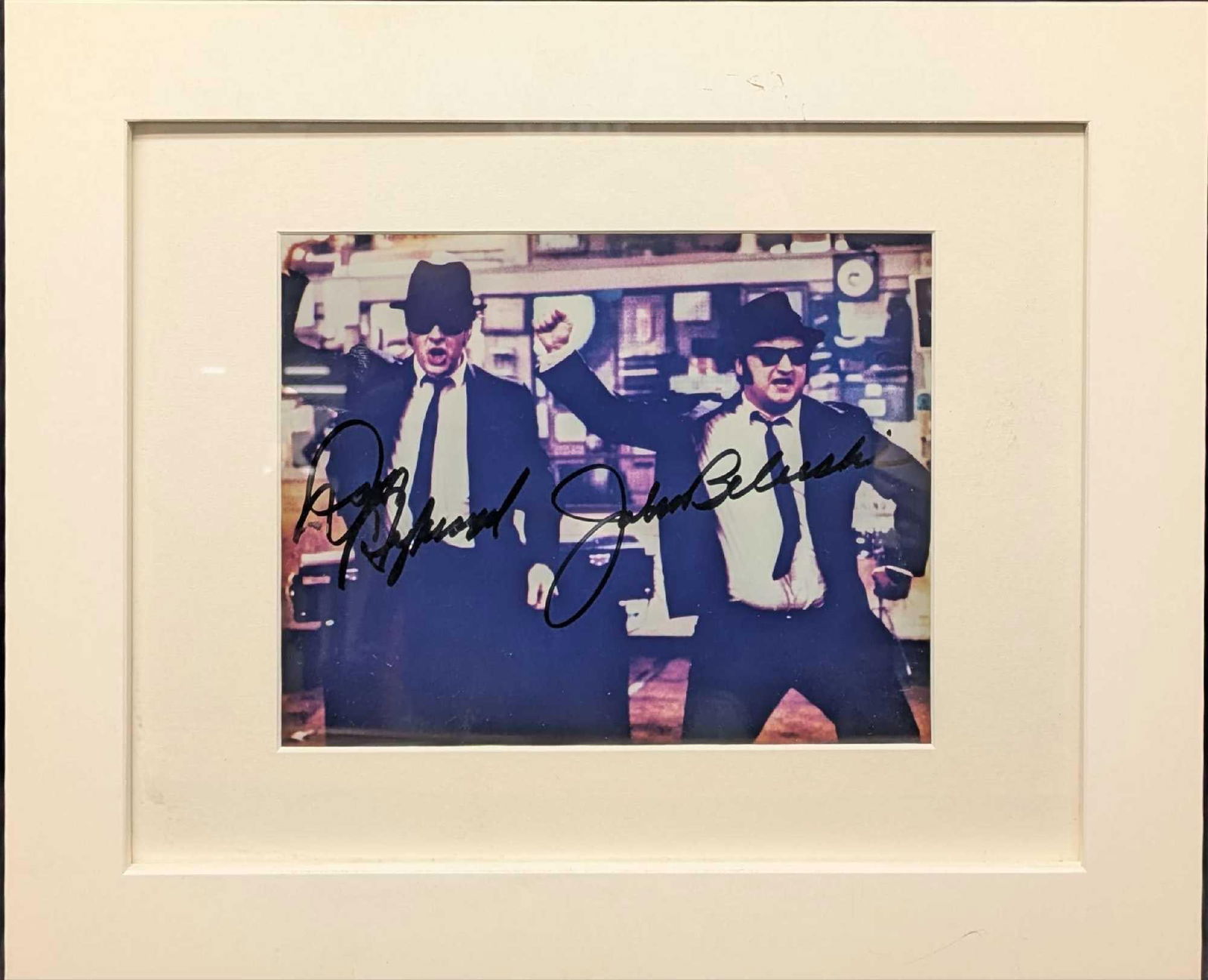 Framed Autographed Dan Aykroyd And John Belushi Blues Brothers Photo (1 of 7)