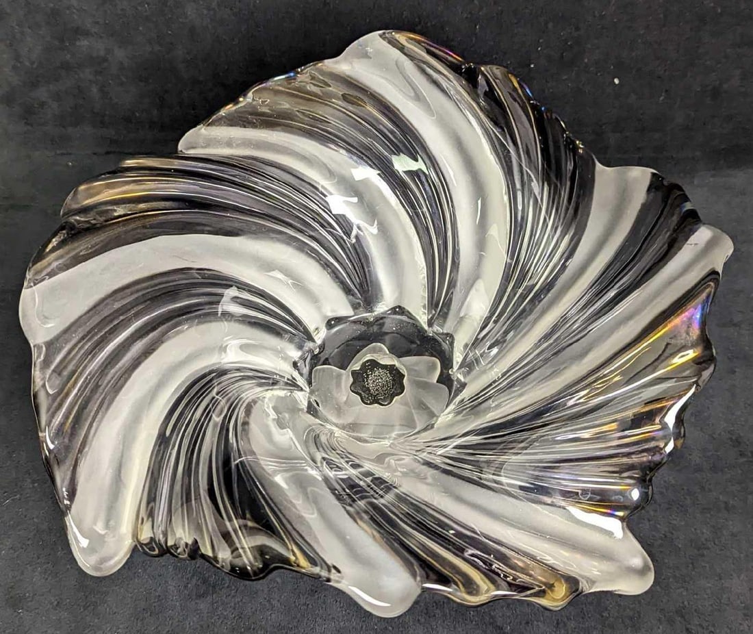 Vintage Crystal Swirl Centerpiece Bowl: Vintage Crystal Swirl Centerpiece Bowl. Is very similar to a Mikasa bowl, however, the sticker has been removed from the bowl. This is approx 11" x 11" x 7" and it weighs 4.79lbs. The bowl has so