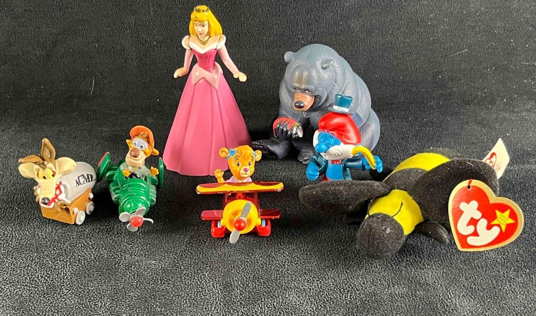Assorted Toys Disney, Beanie Baby, ACME Animations (1 of 8)