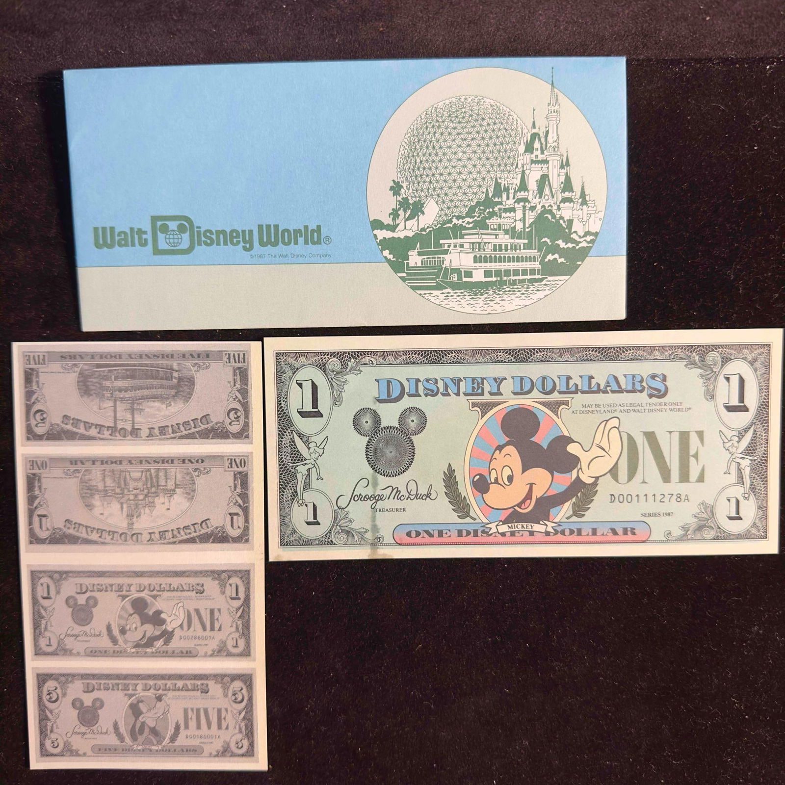 1987 Series DA Disney Dollar $1 Bill Waving Mickey Mouse Walt Disney World Envelope Key Facts Card (1 of 9)