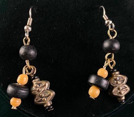 Beaded Dangle Earrings: Beaded Dangle Earrings DETAILS: Metal - Sterling Silver Earring, Base Metal Charm Color - Silver, black, tan