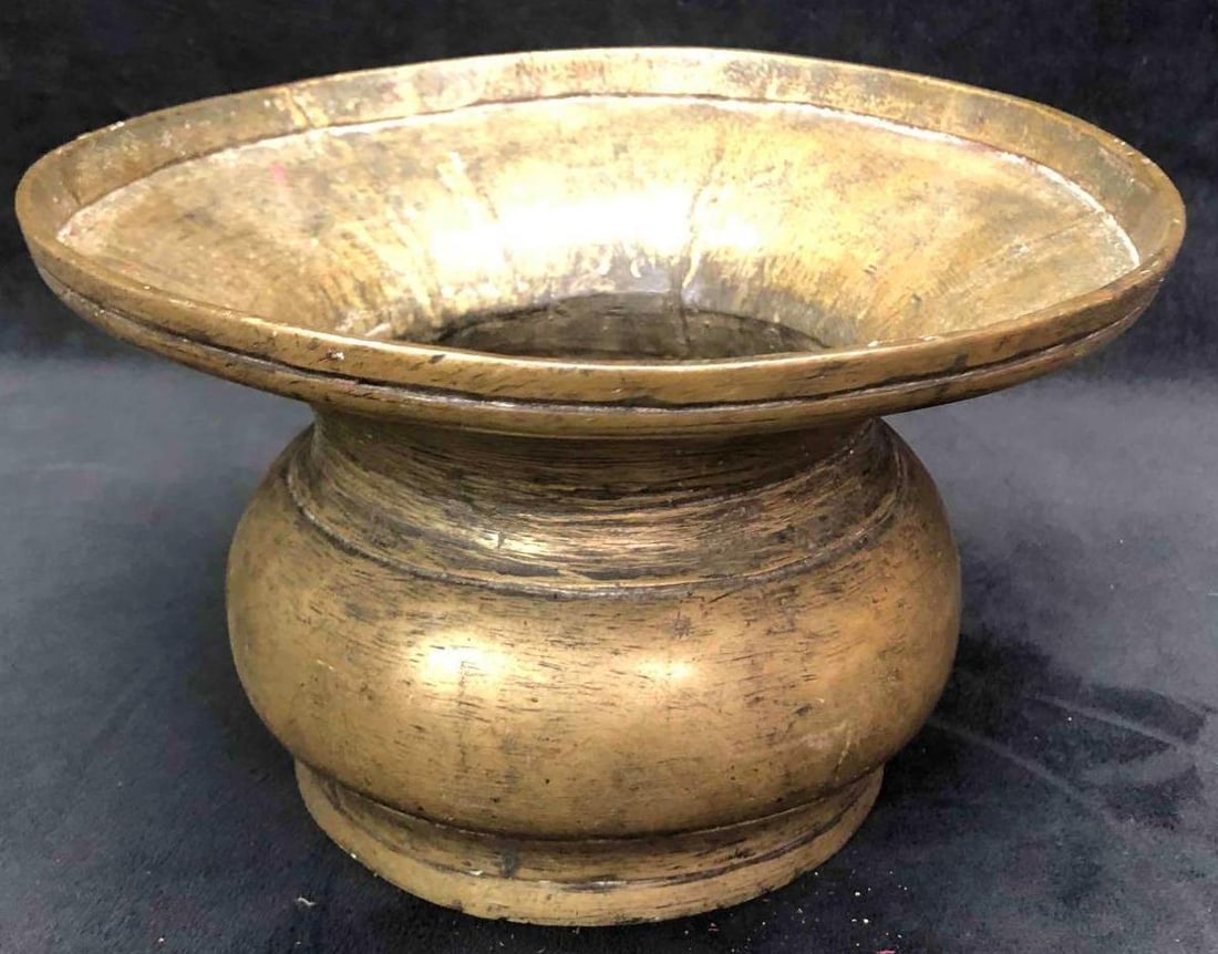 Large Brass Spittoon - 7