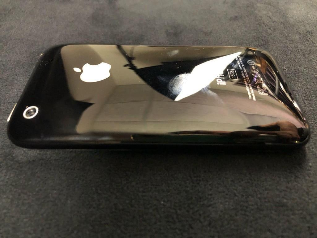 iPhone 3G S Black 16B 2009 - 5