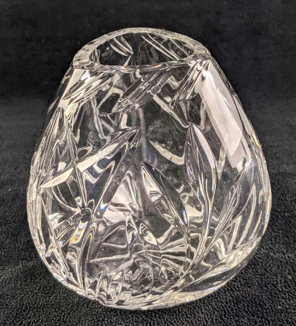 Two Vintage Small Crystal Vases Luminarc - 3