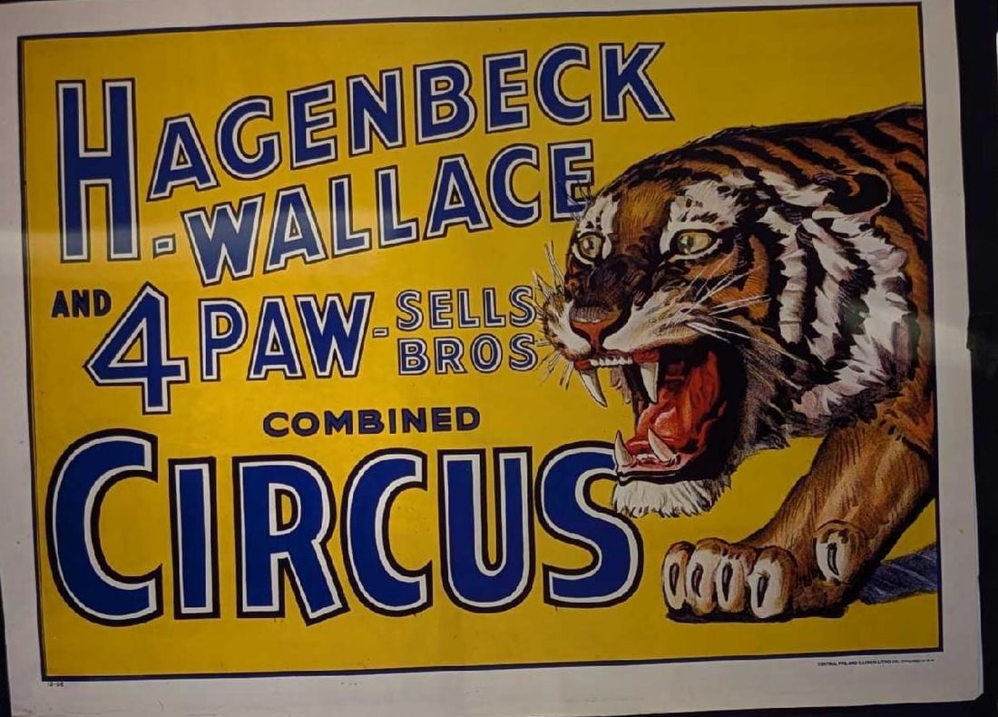 Kodak Transparent 4 X 5 Hagenbeck Wallace Circus Tiger: Kodak Transparent 4 X 5 Hagenbeck Wallace Circus Tiger. Here is a 4" x 5" Kodak Transparent of a vintage "Hagenbeck Wallace And 4 Paw Sells Brothers" with an image of a tiger. This could be made into